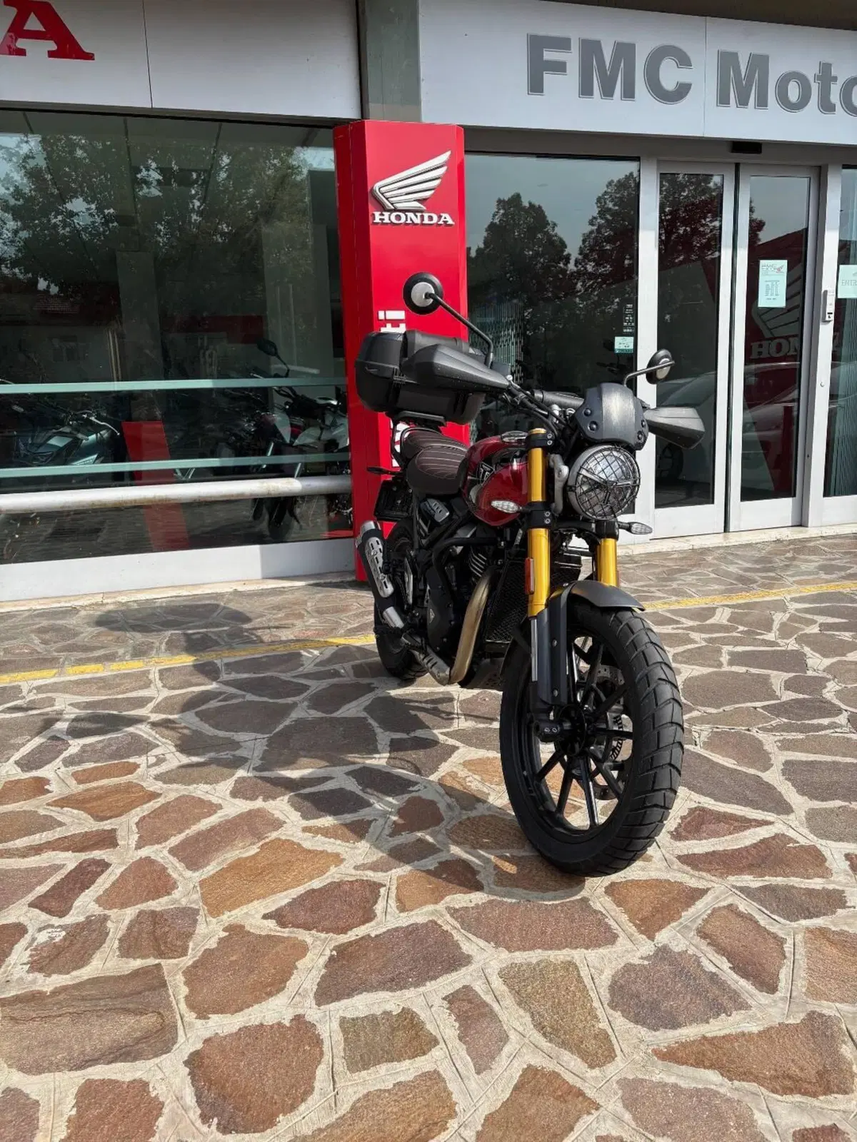 Triumph Scrambler 400 X (2024 - 26) (4)