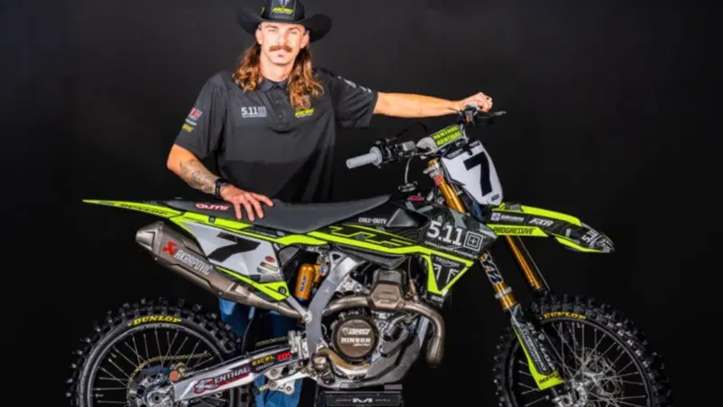 Aaron Plessinger molla KTM. Correrà con Triumph