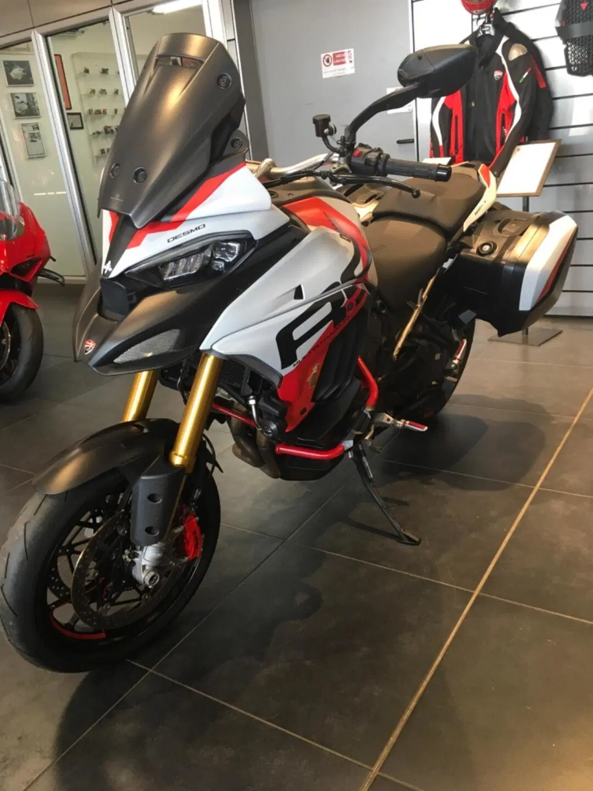 Ducati Multistrada V4 RS (2024 - 25) (2)