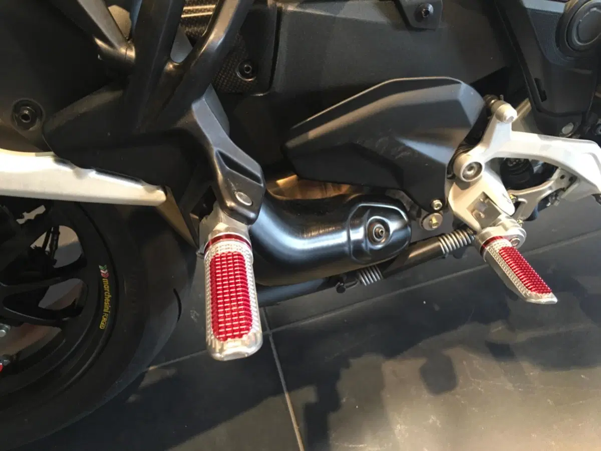 Ducati Multistrada V4 RS (2024 - 25) (18)