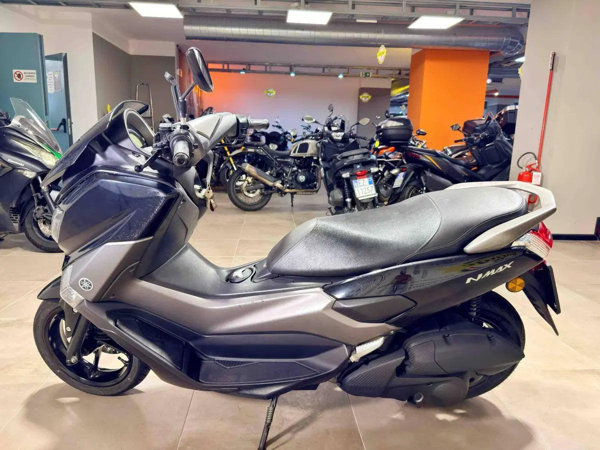 Yamaha N-Max 125 (2015 - 17) (4)