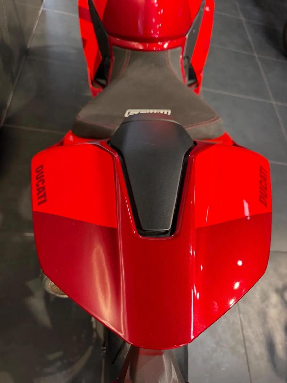 Ducati Panigale V2 MM93 (2026) (11)