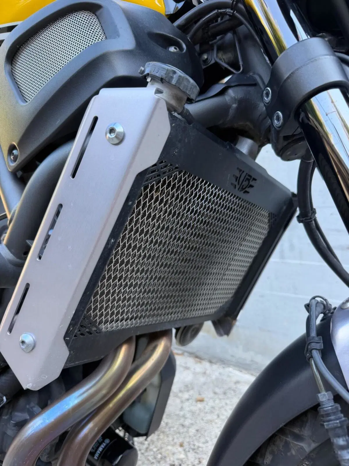Yamaha XSR 700 ABS 60th Anniversary (2016 - 18) (3)