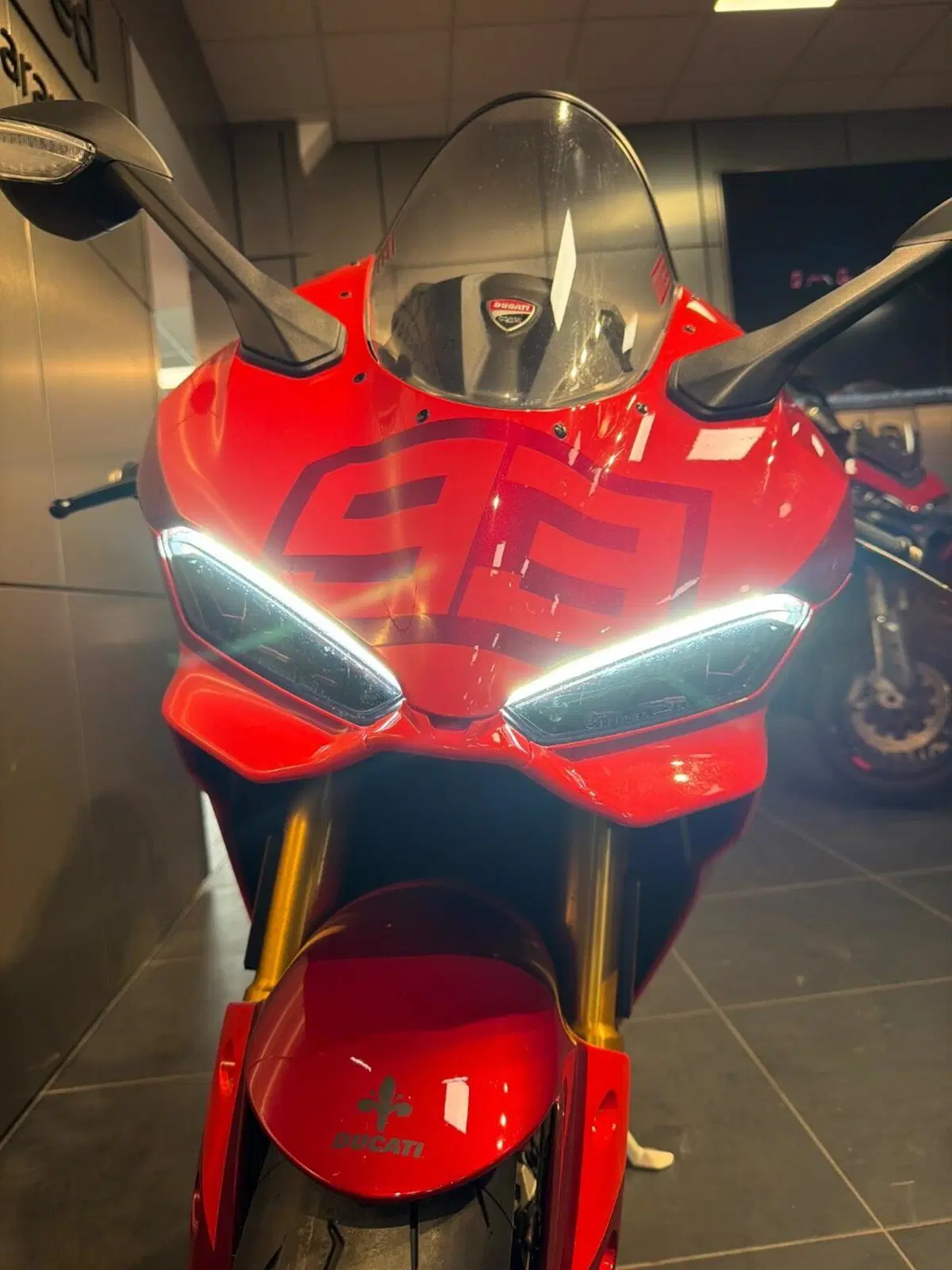 Ducati Panigale V2 MM93 (2026) (19)