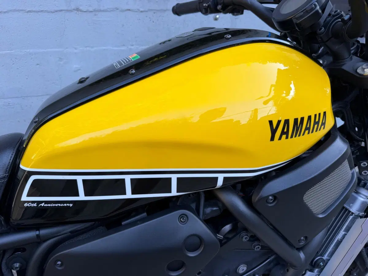 Yamaha XSR 700 ABS 60th Anniversary (2016 - 18) (5)