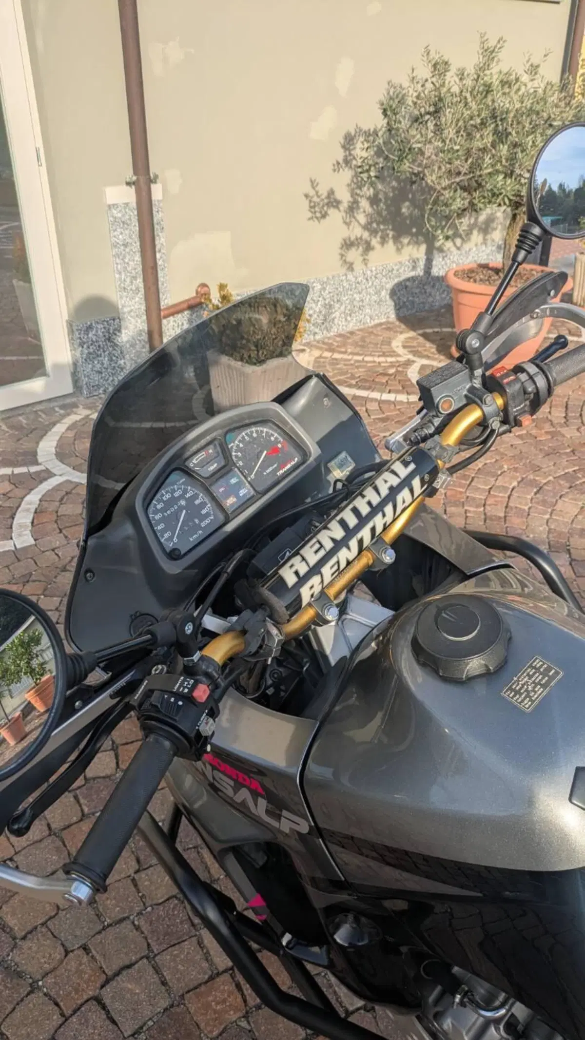 Honda Transalp XL 600V (1994 - 96) (4)