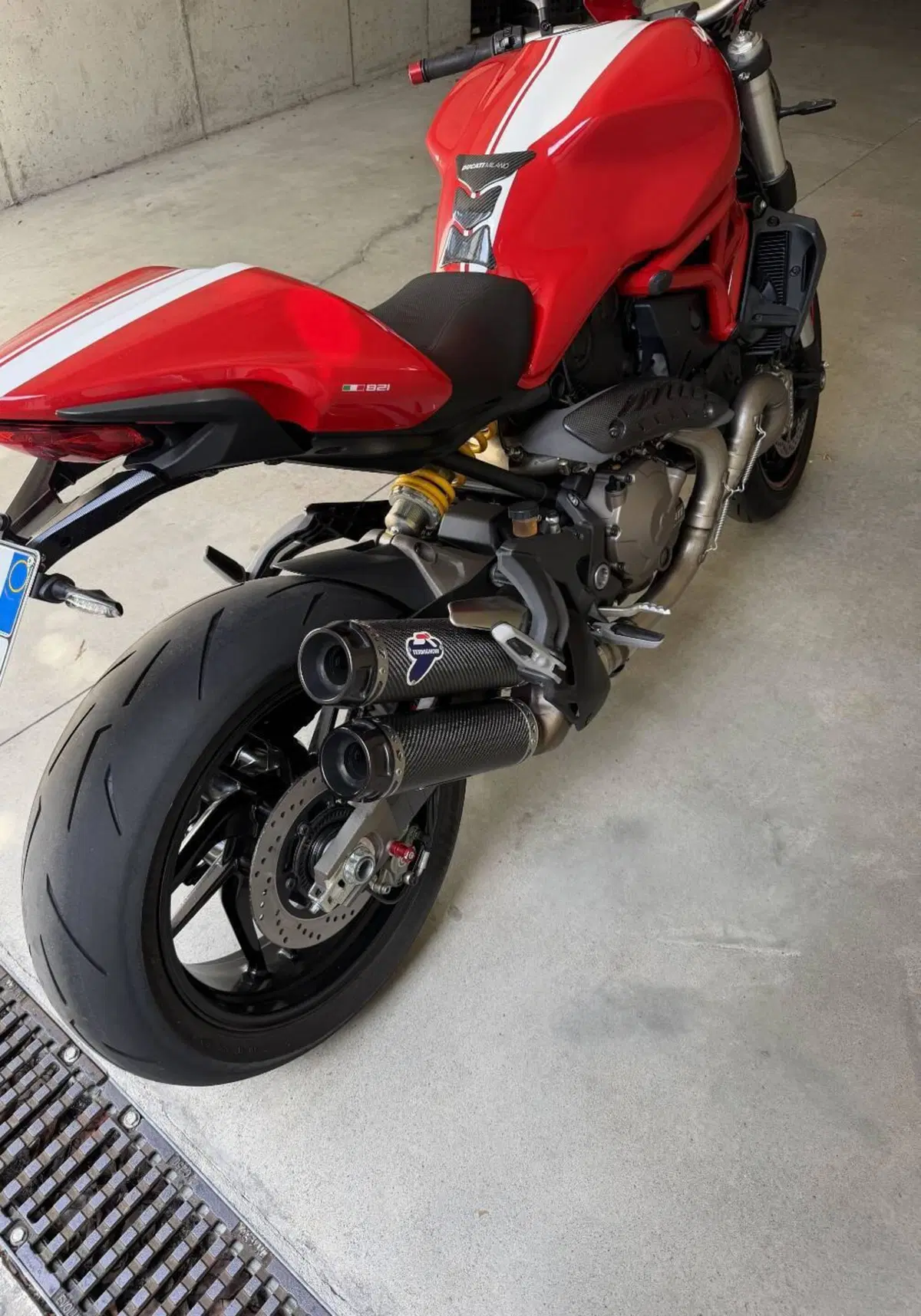 Ducati Monster 821 Stripe ABS (2015 - 17) (4)
