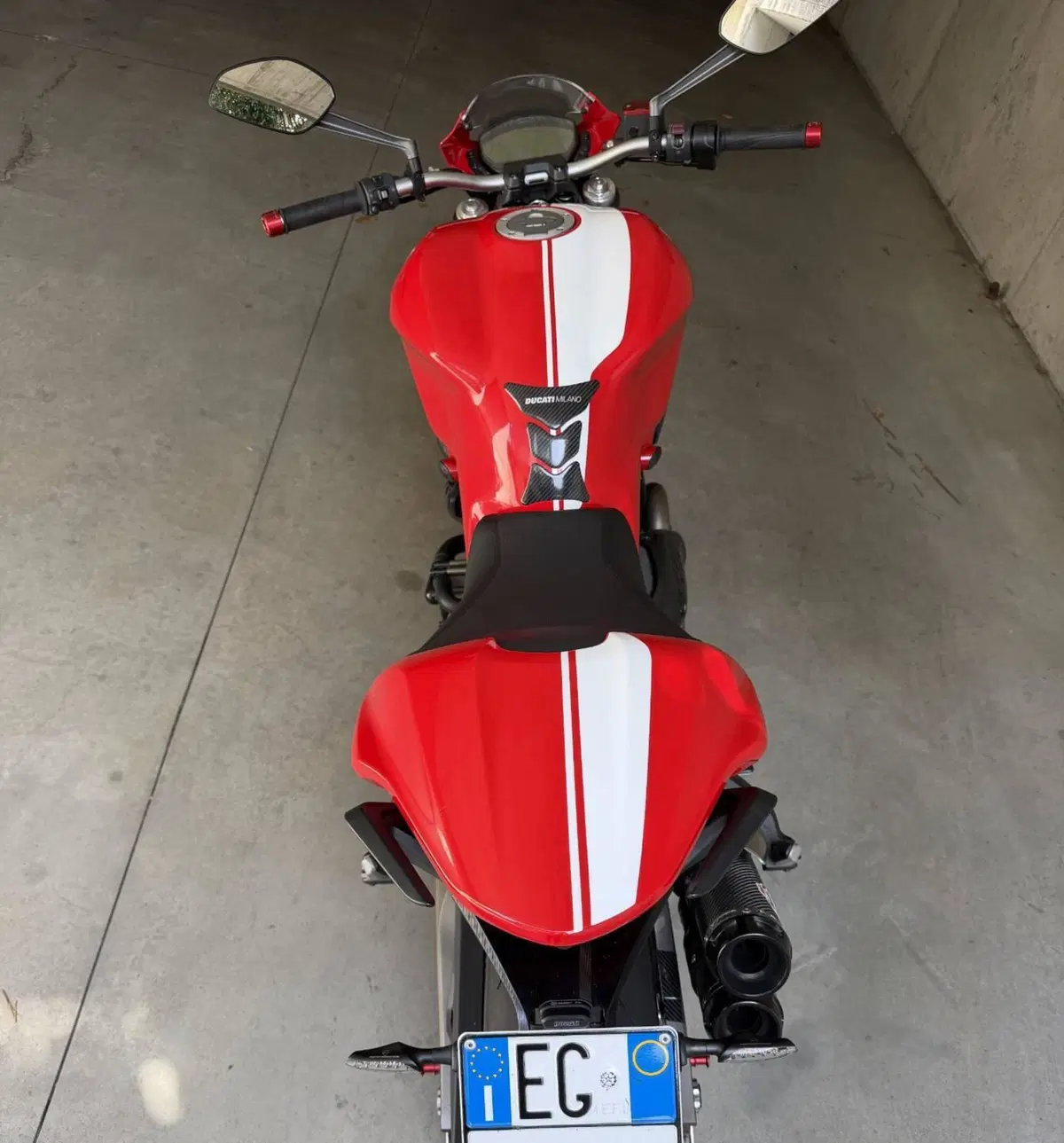Ducati Monster 821 Stripe ABS (2015 - 17) (6)
