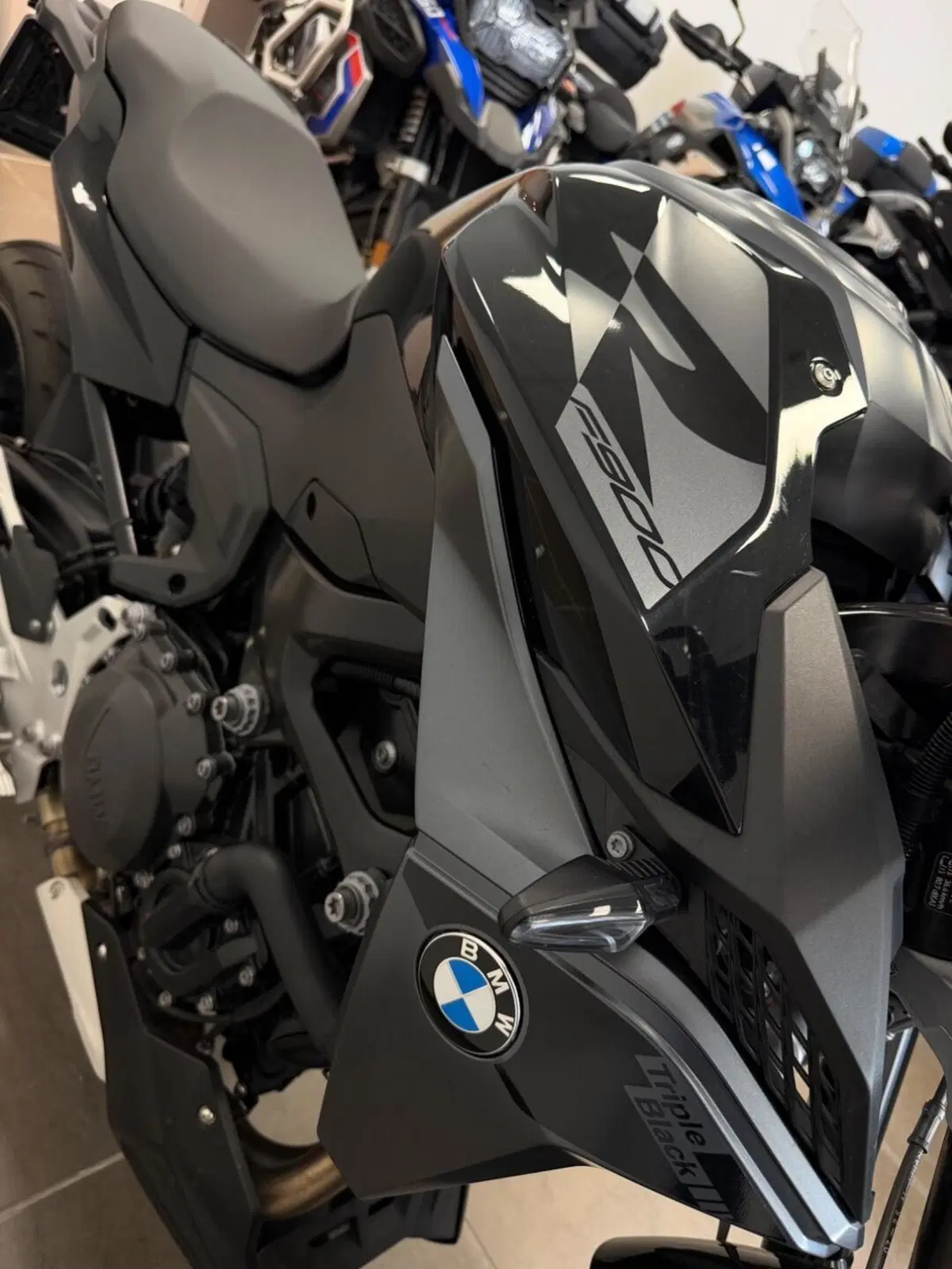 Bmw F 900 R (2025 - 27) (7)
