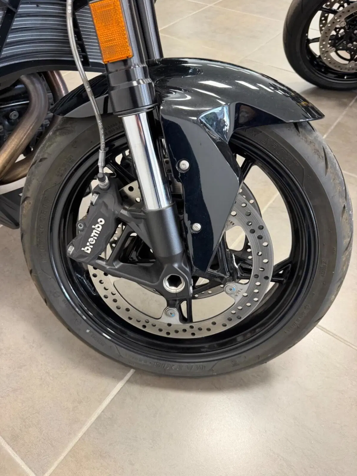 Bmw F 900 R (2025 - 27) (8)