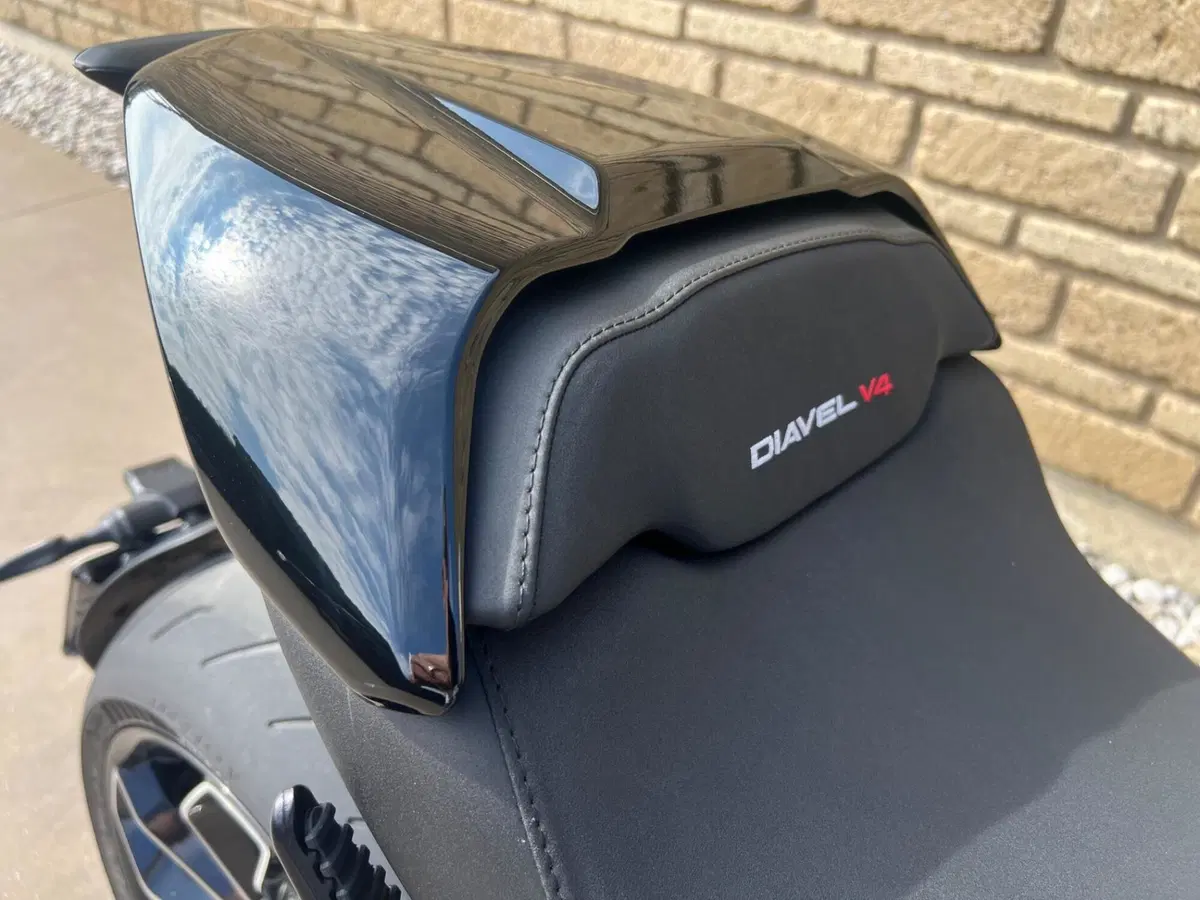 Ducati Diavel V4 (2023 - 26) (4)