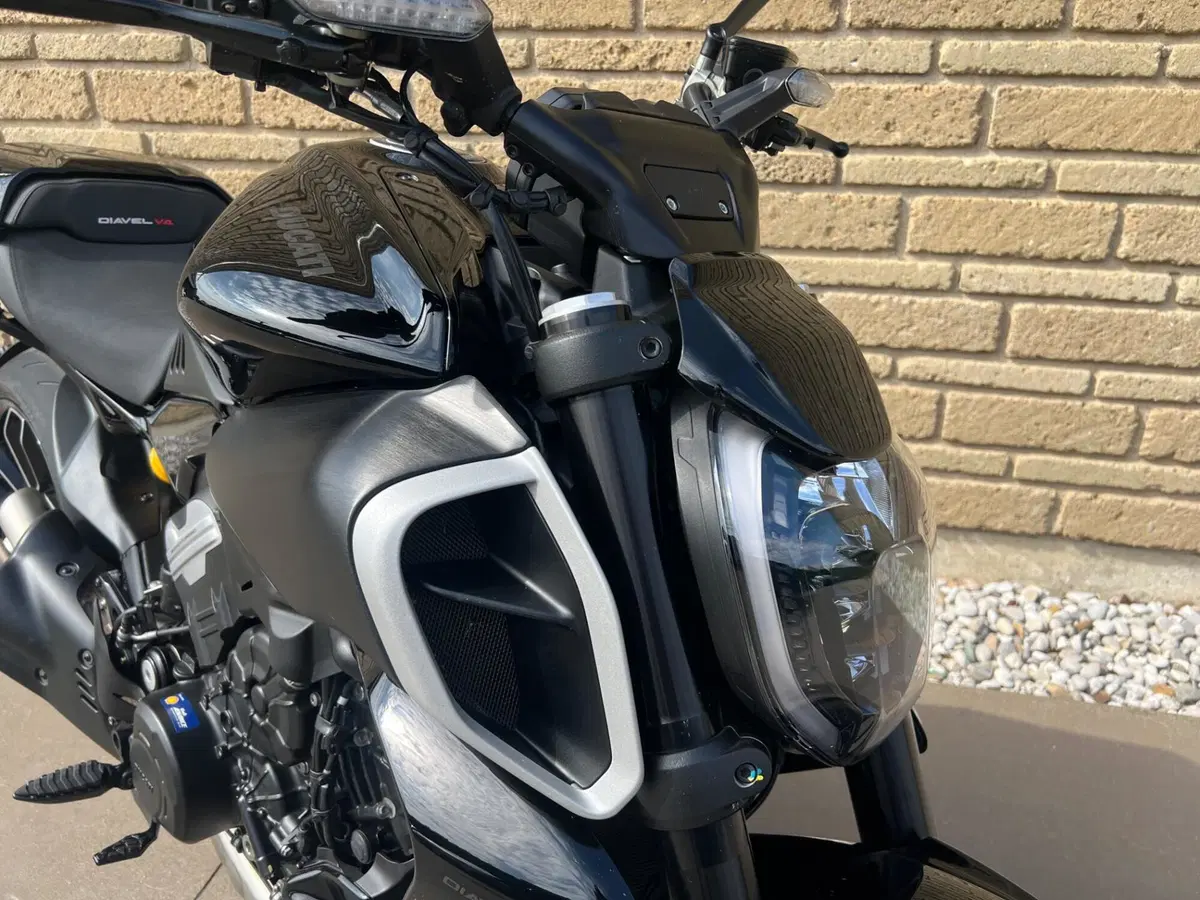 Ducati Diavel V4 (2023 - 26) (6)