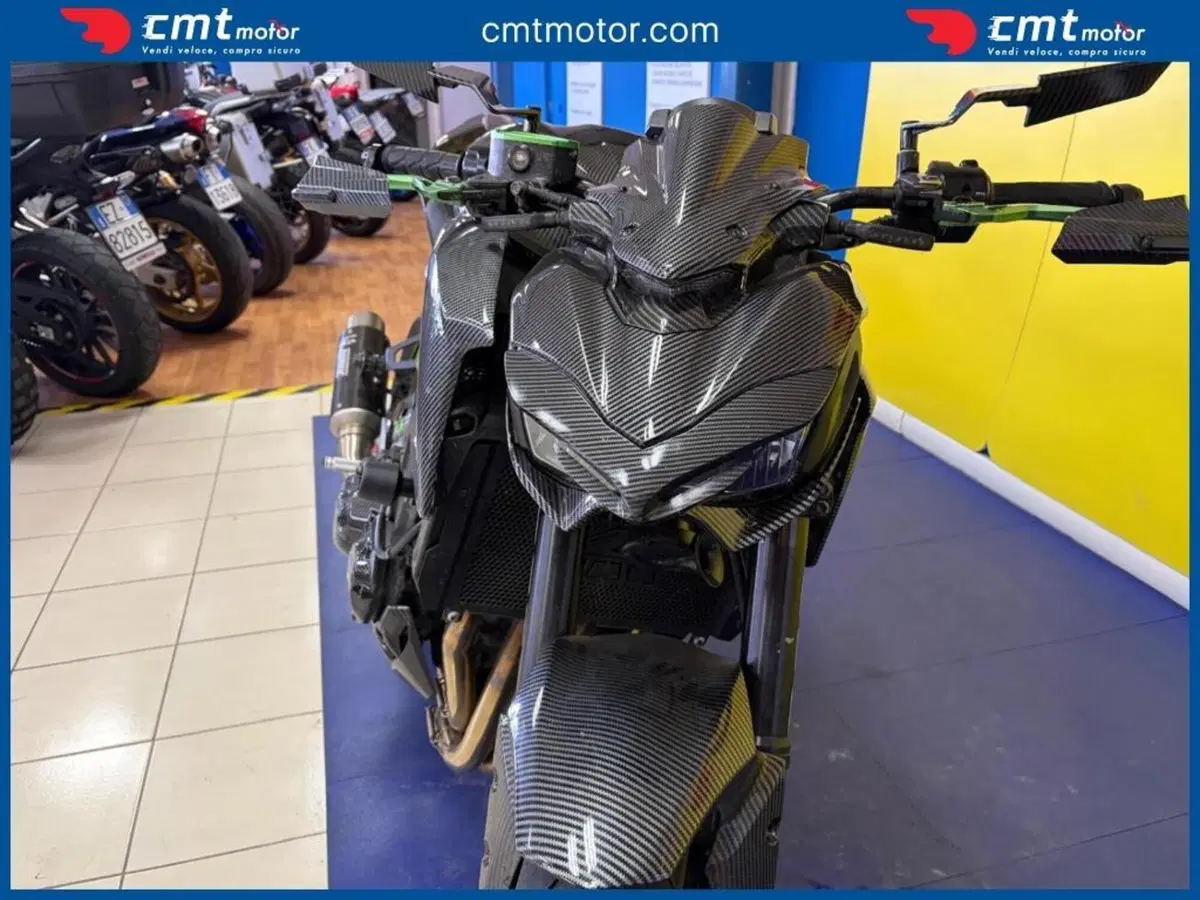 Kawasaki Z 900 (2017 - 18) (9)