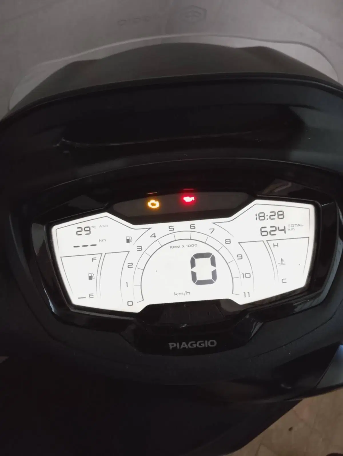 Piaggio Beverly 400 (2025 - 26) (3)