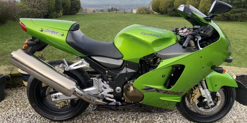La Kawasaki ZX12-R, moto preferita del Pupulin neo-laureato