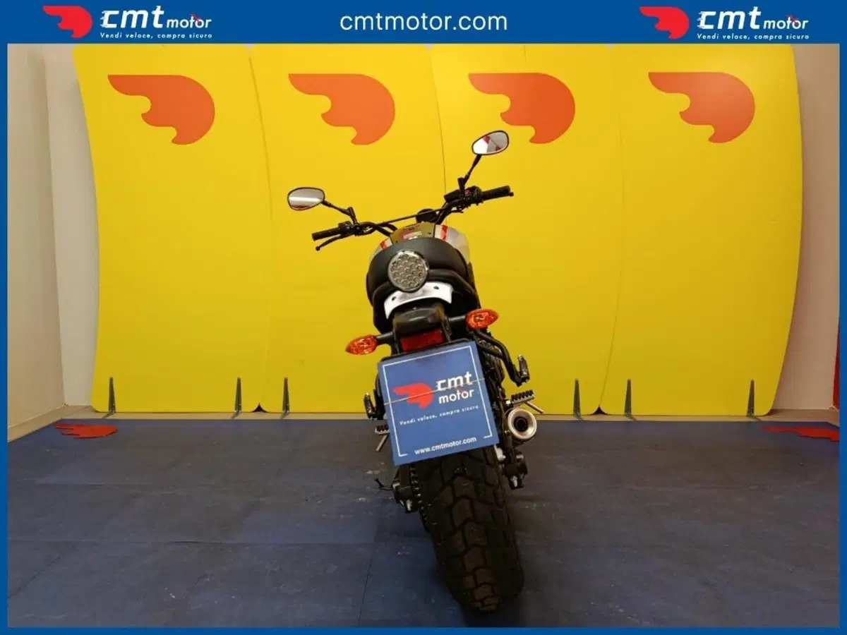 Yamaha XSR 700 XTribute (2022 - 24) (4)