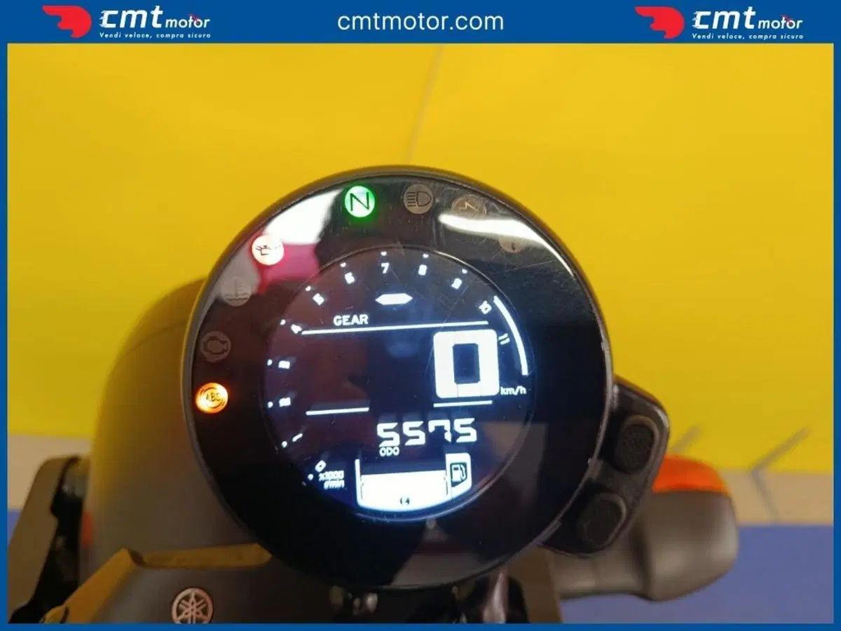 Yamaha XSR 700 XTribute (2022 - 24) (5)