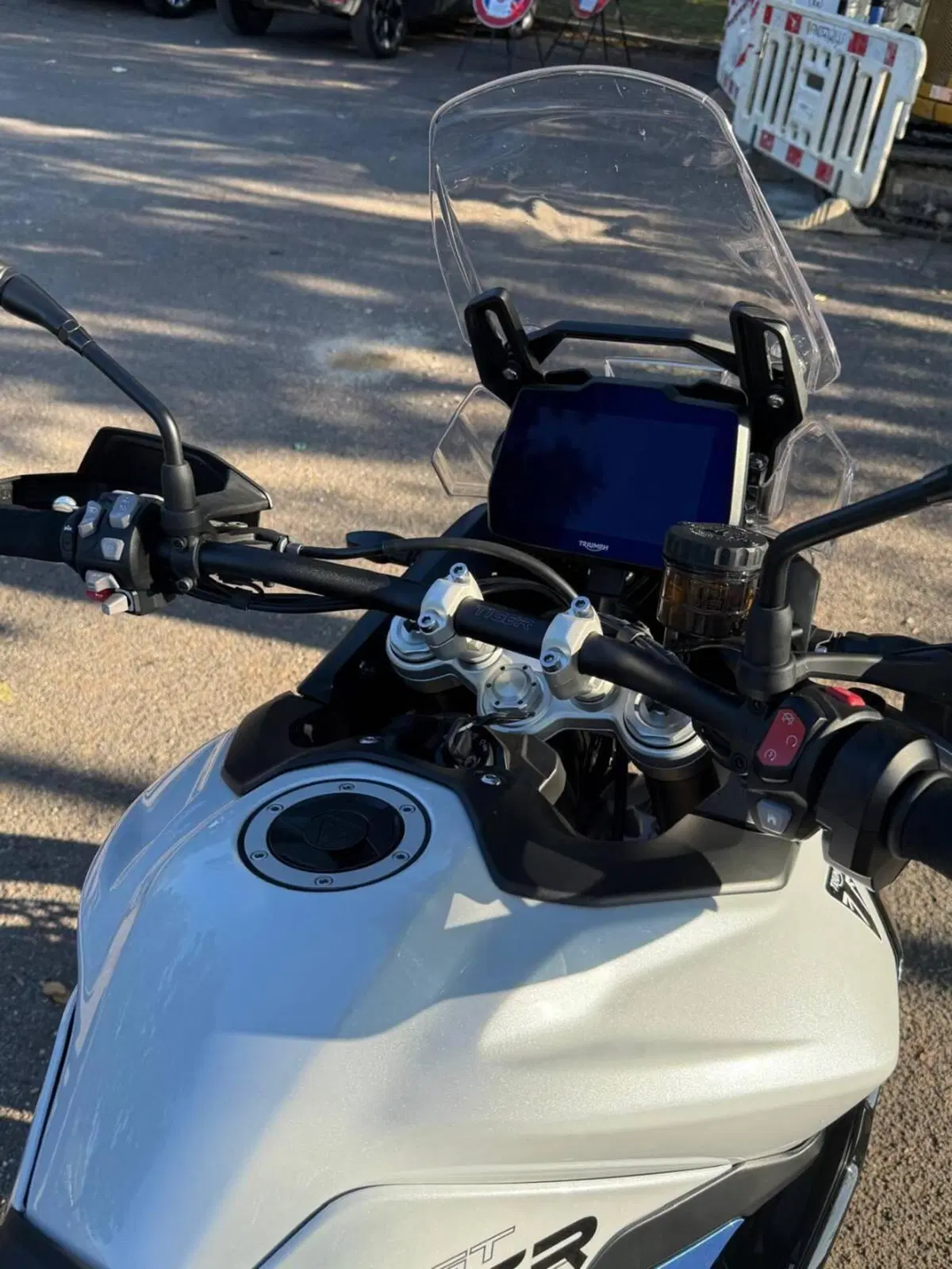 Triumph Tiger 900 Alpine Special Edition (2026) (4)