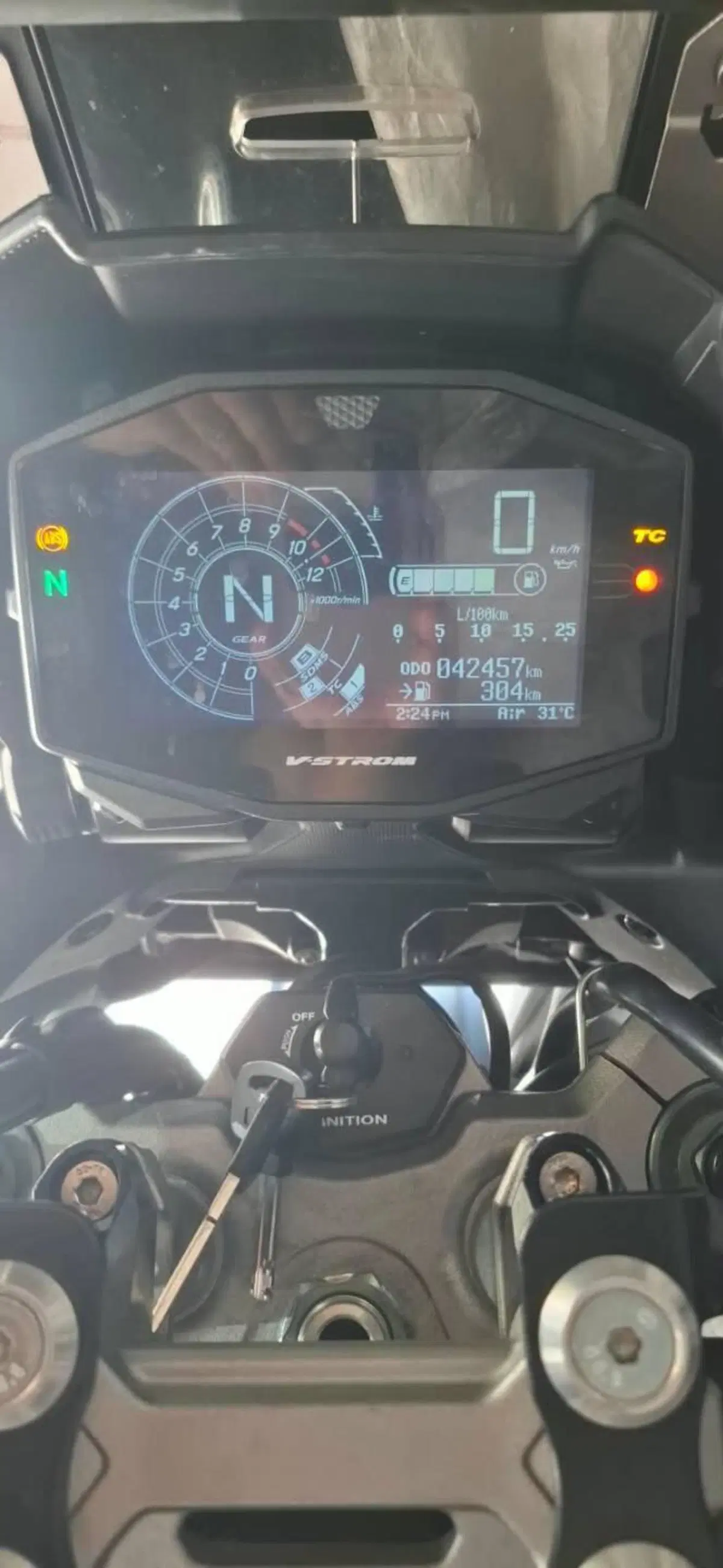 Suzuki V-Strom 1050XT (2020 - 23) (4)
