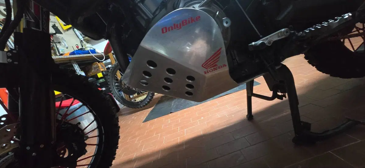 Honda Africa Twin CRF 1000L ABS (2016 - 17) (5)
