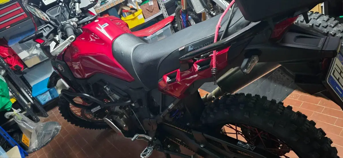 Honda Africa Twin CRF 1000L ABS (2016 - 17) (8)