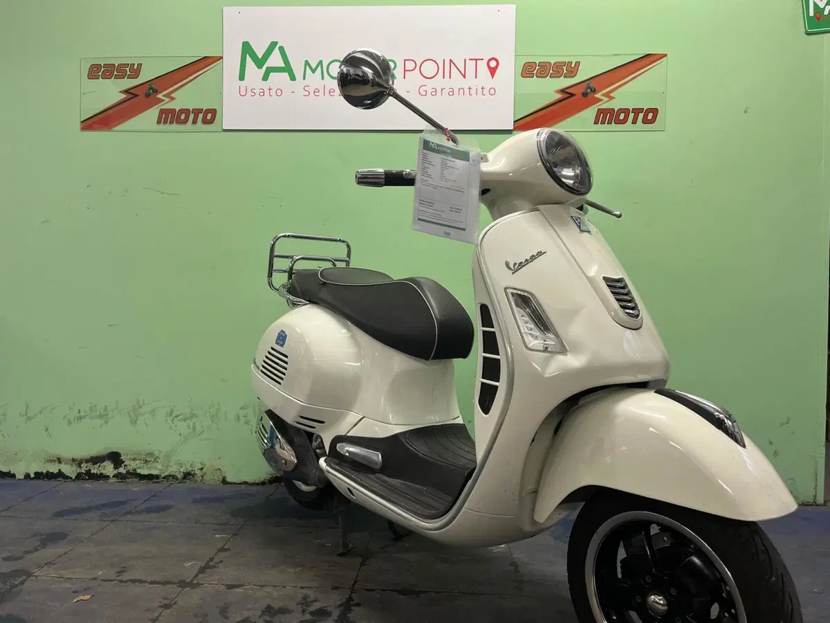 Vespa GTS 300 ABS (2014 - 16) (2)