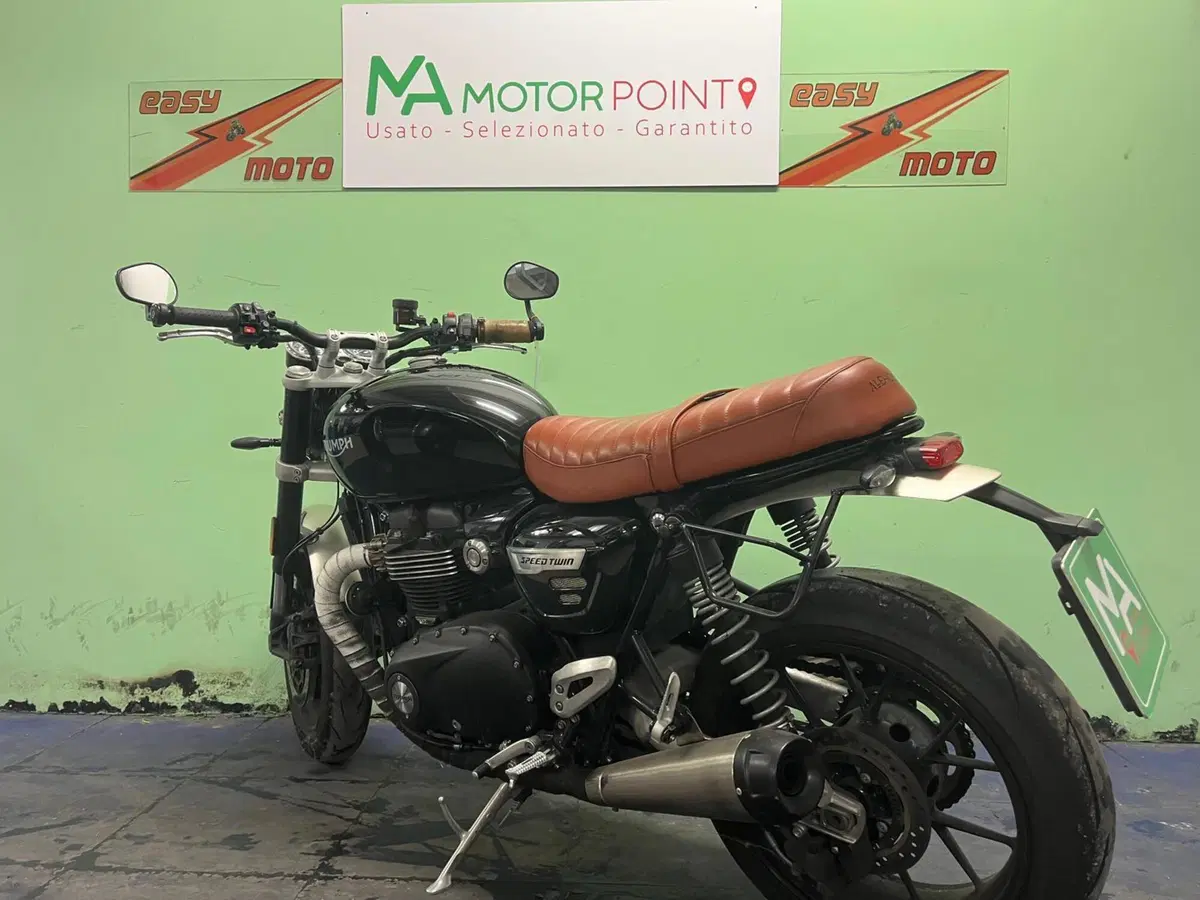 Triumph Speed Twin 1200 (2021 - 24) (5)