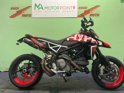 Ducati Hypermotard 950 RVE (2022 - 25) usata