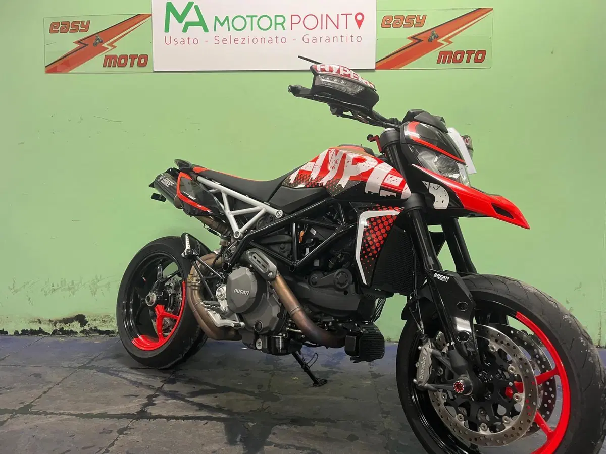 Ducati Hypermotard 950 RVE (2022 - 25) (2)