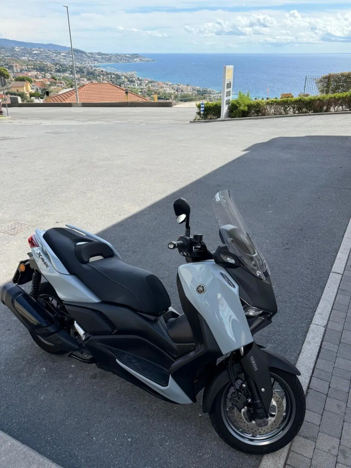 Yamaha X-Max 300 Tech Max+ (2025 - 26)
