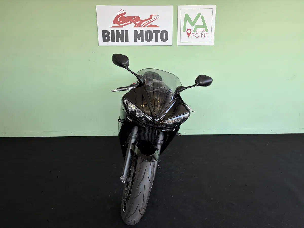 Yamaha YZF R6 (2003 - 04) (3)