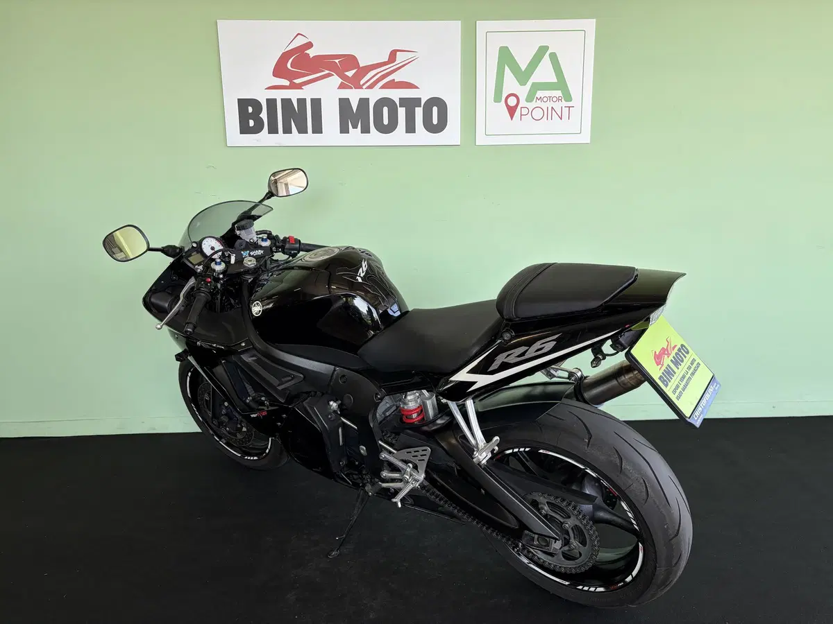 Yamaha YZF R6 (2003 - 04) (6)
