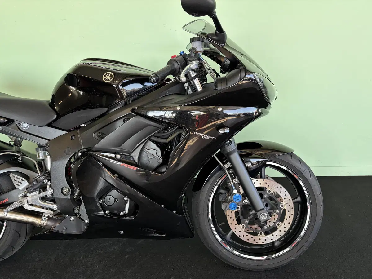 Yamaha YZF R6 (2003 - 04) (10)