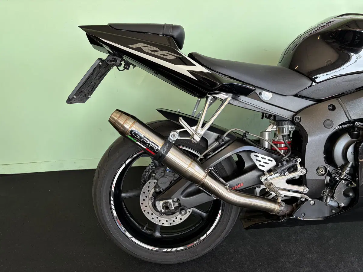 Yamaha YZF R6 (2003 - 04) (13)