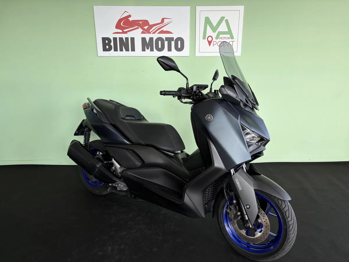 Yamaha X-Max 300 Tech Max (2021 - 24) (2)