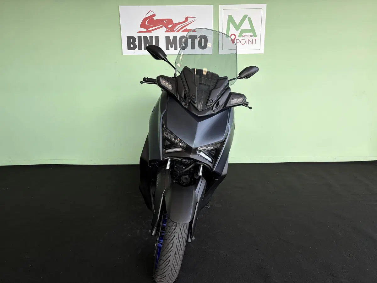 Yamaha X-Max 300 Tech Max (2021 - 24) (3)