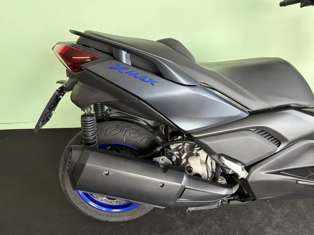 Yamaha X-Max 300 Tech Max (2021 - 24) (11)