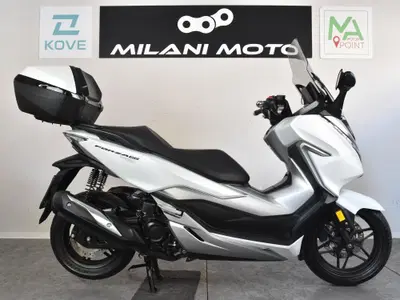 Honda Forza 300 Deluxe ABS (2018 - 20) usata