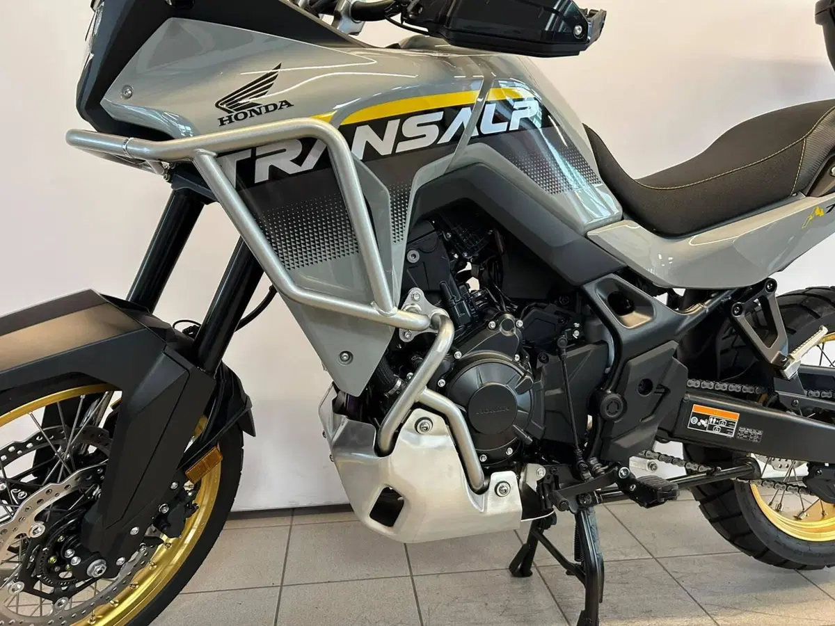 Honda Transalp XL750 (2025) (4)