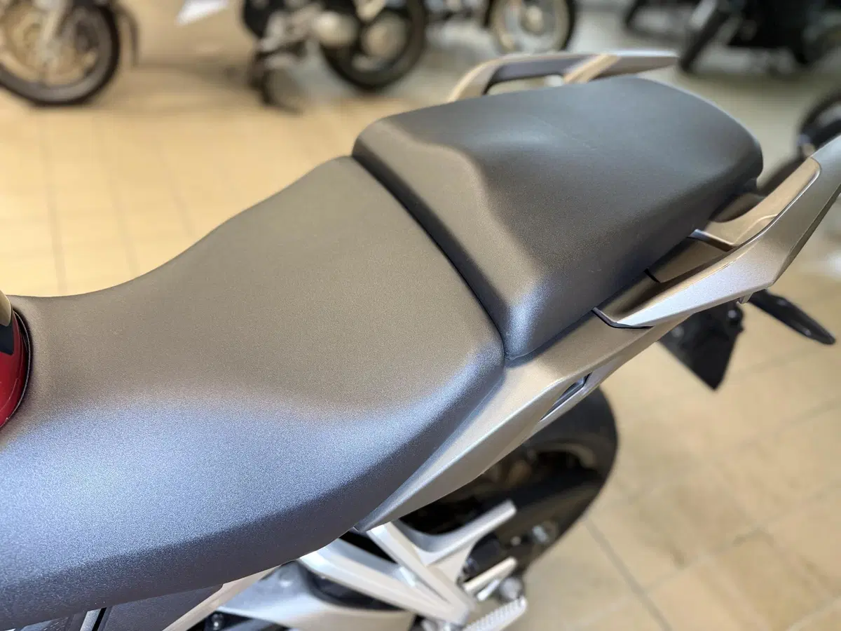 Honda Crossrunner ABS (2015 - 16) (5)