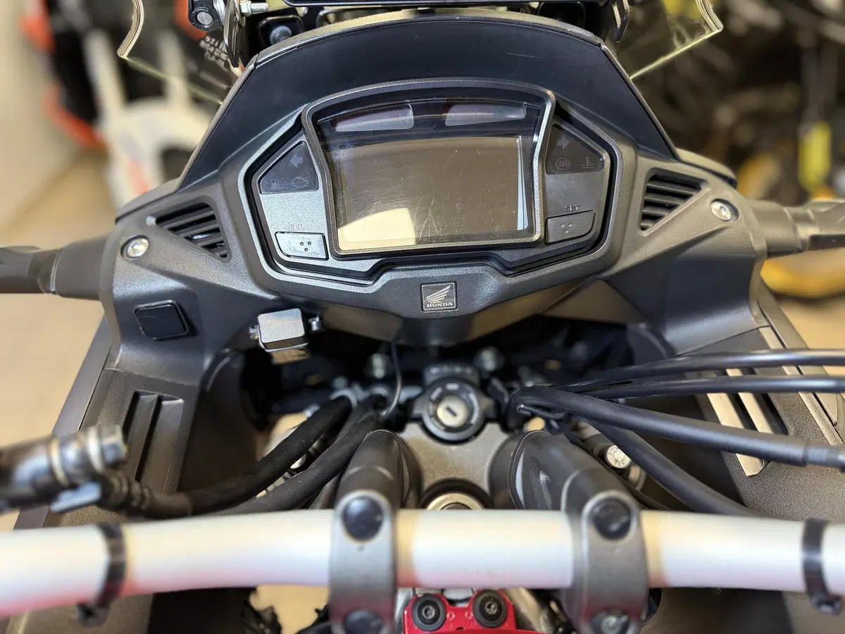 Honda Crossrunner ABS (2015 - 16) (6)