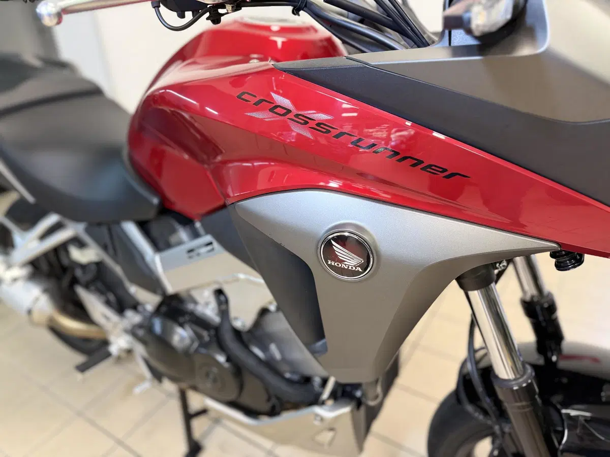Honda Crossrunner ABS (2015 - 16) (8)