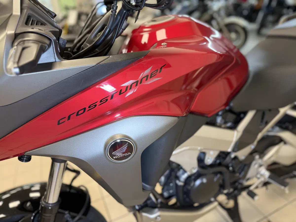 Honda Crossrunner ABS (2015 - 16) (13)