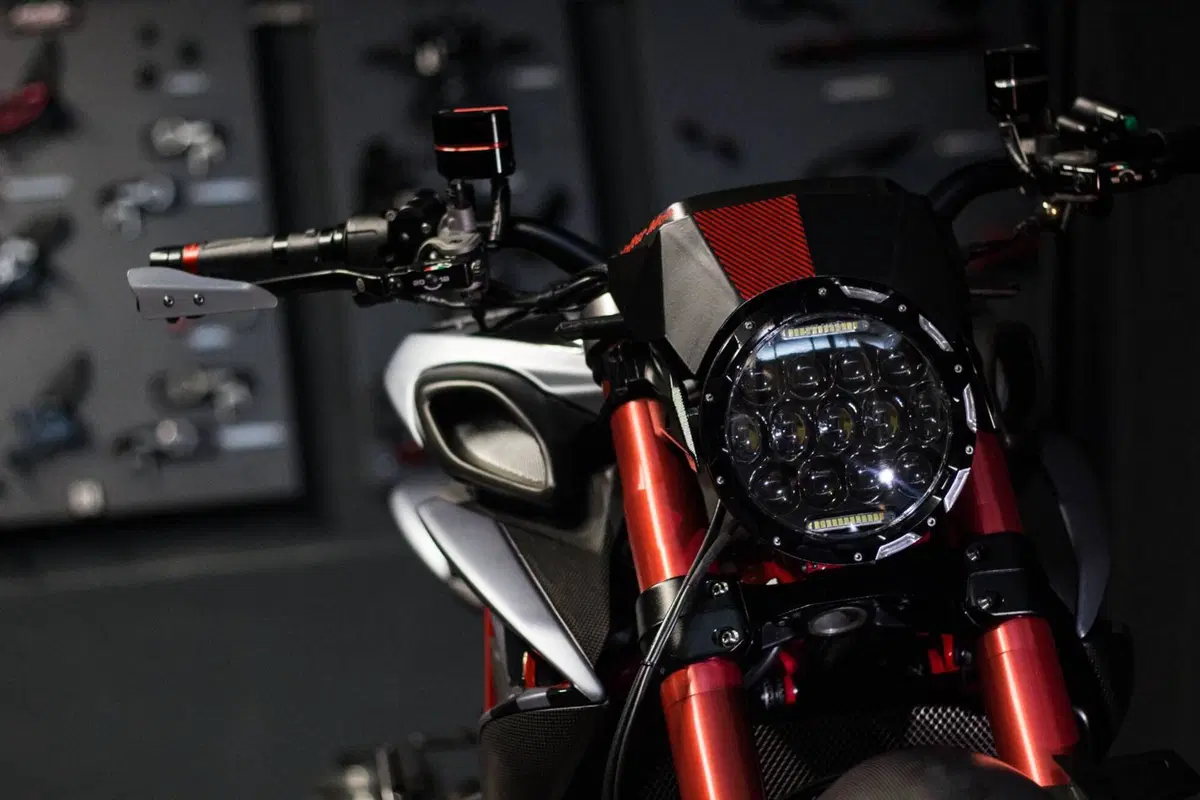 MV Agusta Brutale 800 EAS ABS (2016 - 19) (7)