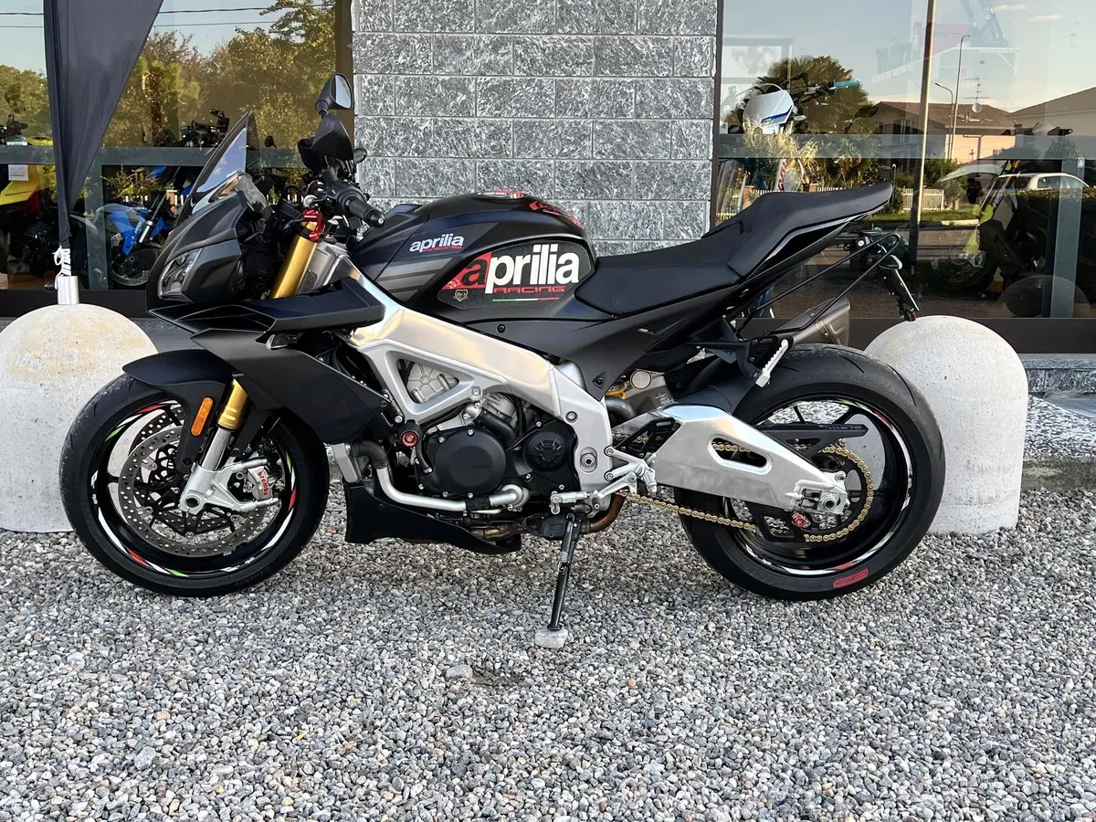 Aprilia Tuono V4 RR (2019 - 20) (4)