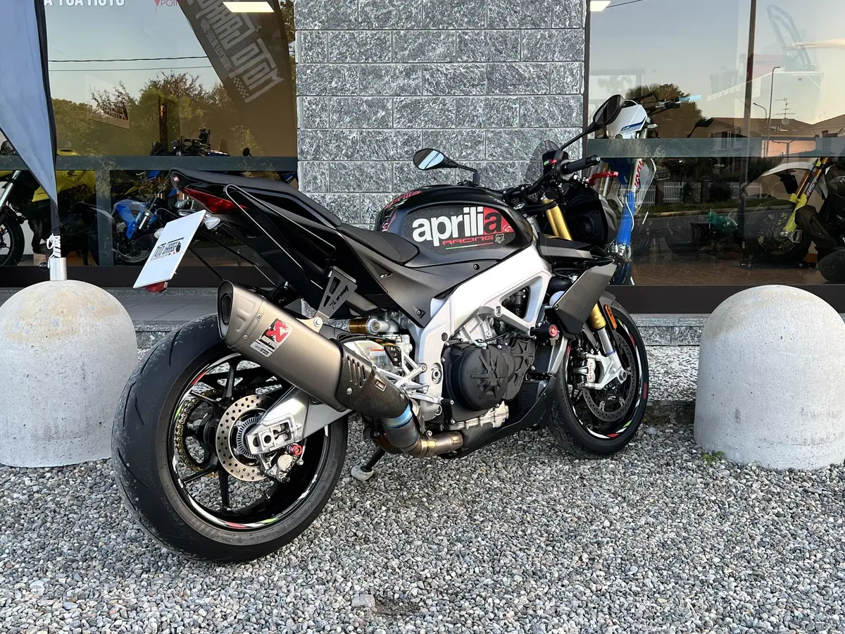 Aprilia Tuono V4 RR (2019 - 20) (6)