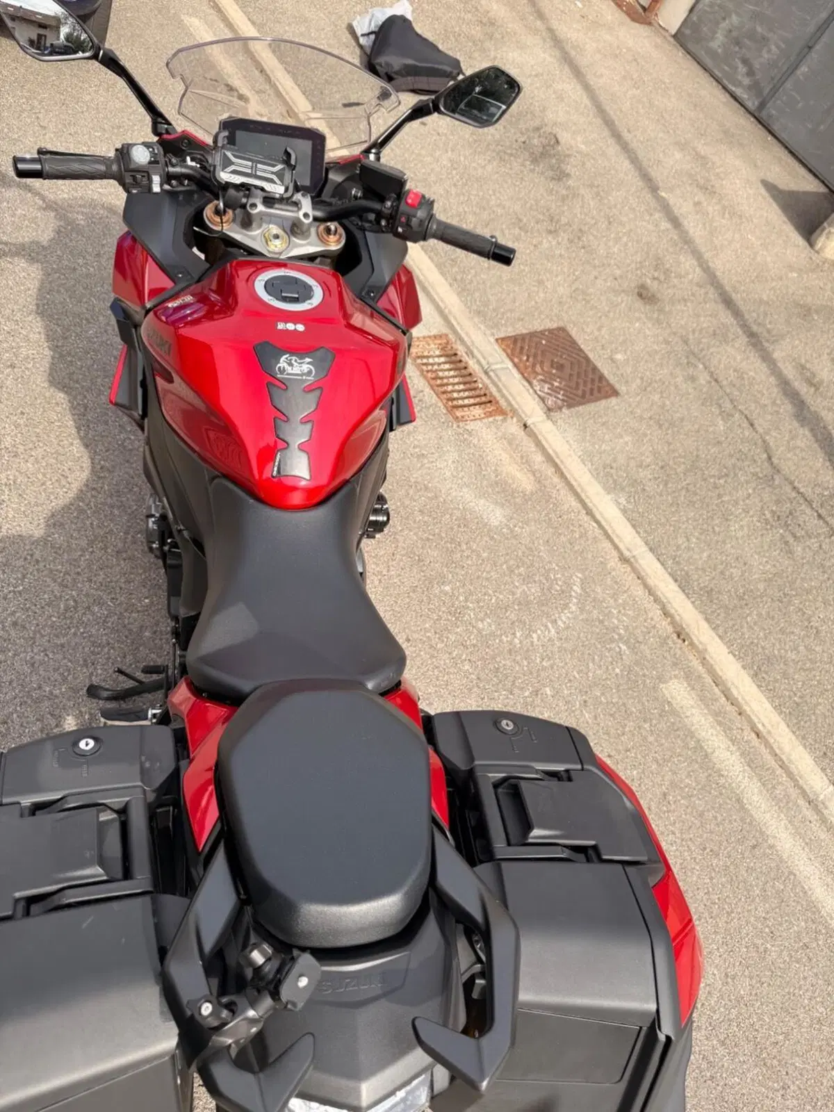 Suzuki GSX-S1000GT (2025 - 26) (8)