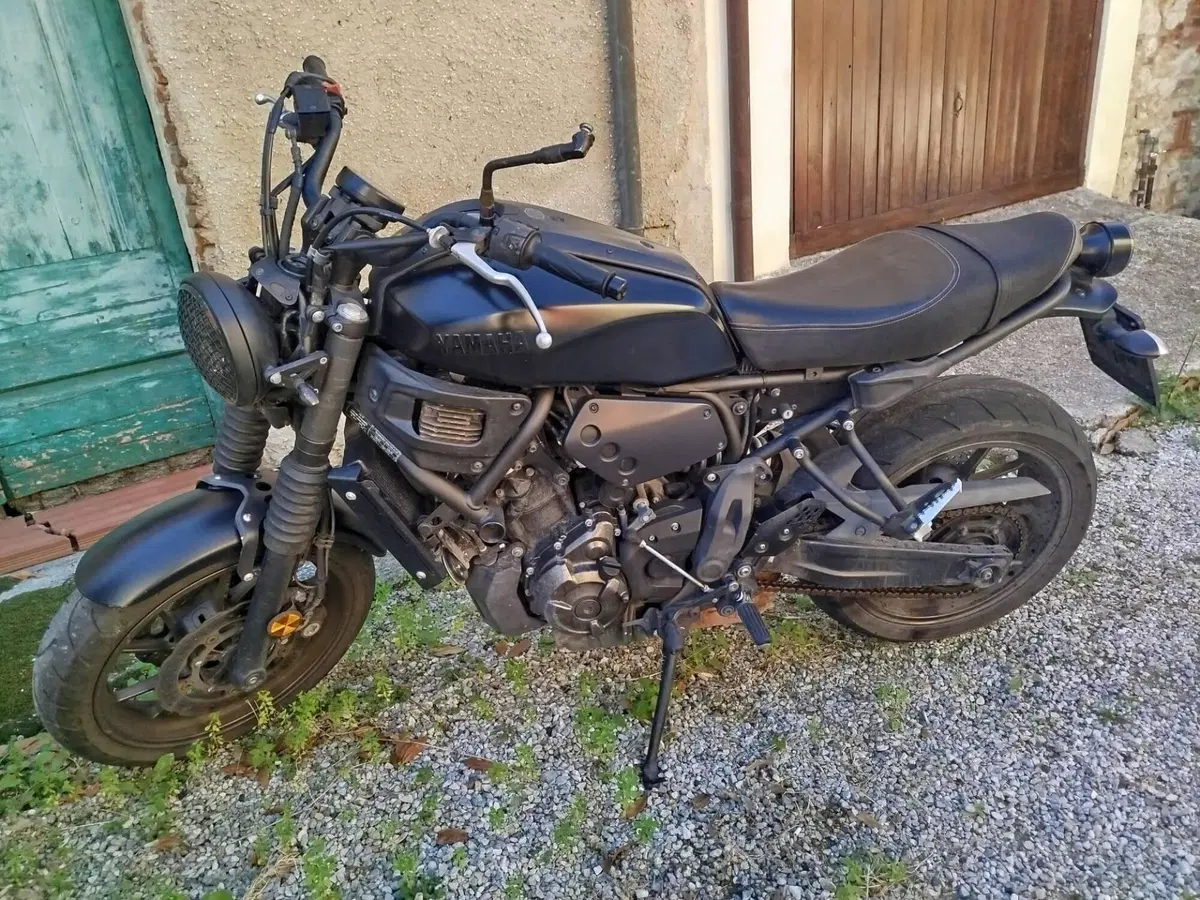 Yamaha XSR 700 ABS (2016 - 20) (2)