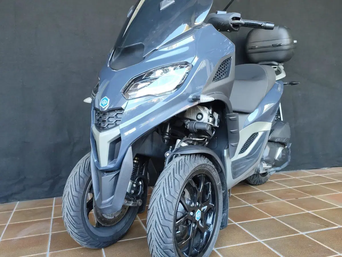 Piaggio MP3 310 (2025 - 26) (6)