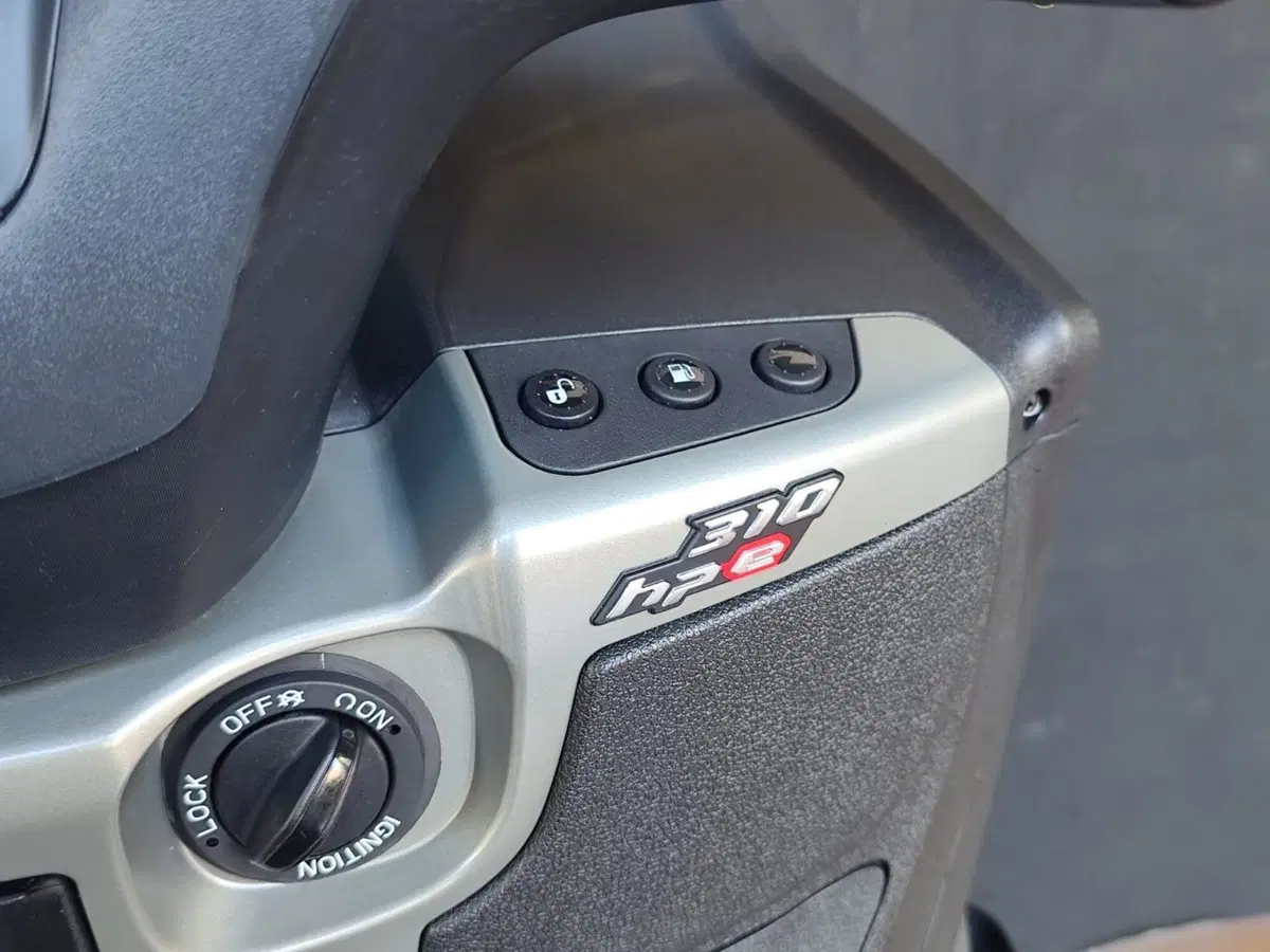 Piaggio MP3 310 (2025 - 26) (17)